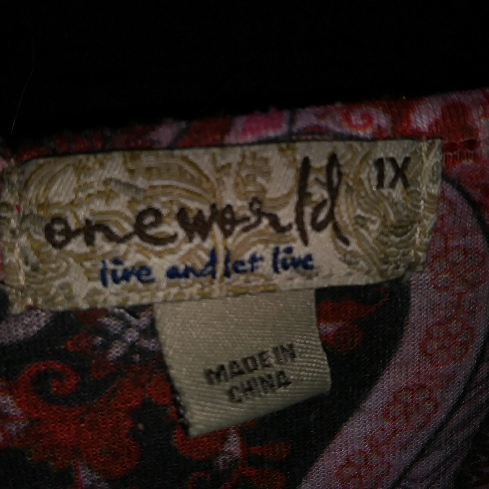 Blouse - Picture 2 of 3